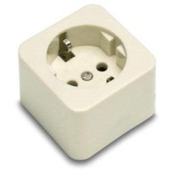 BASE SUPERFICIE TT. 16 AH. 250 V. 2301